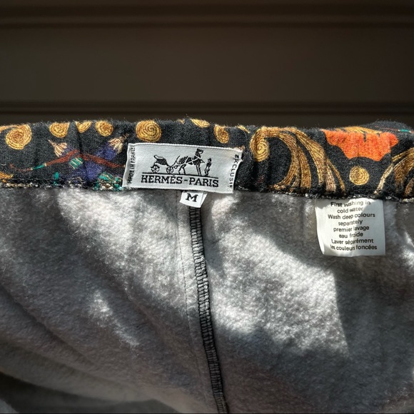 Hermès Sweatshirt and Sweatpant Set - Picture 11 of 15